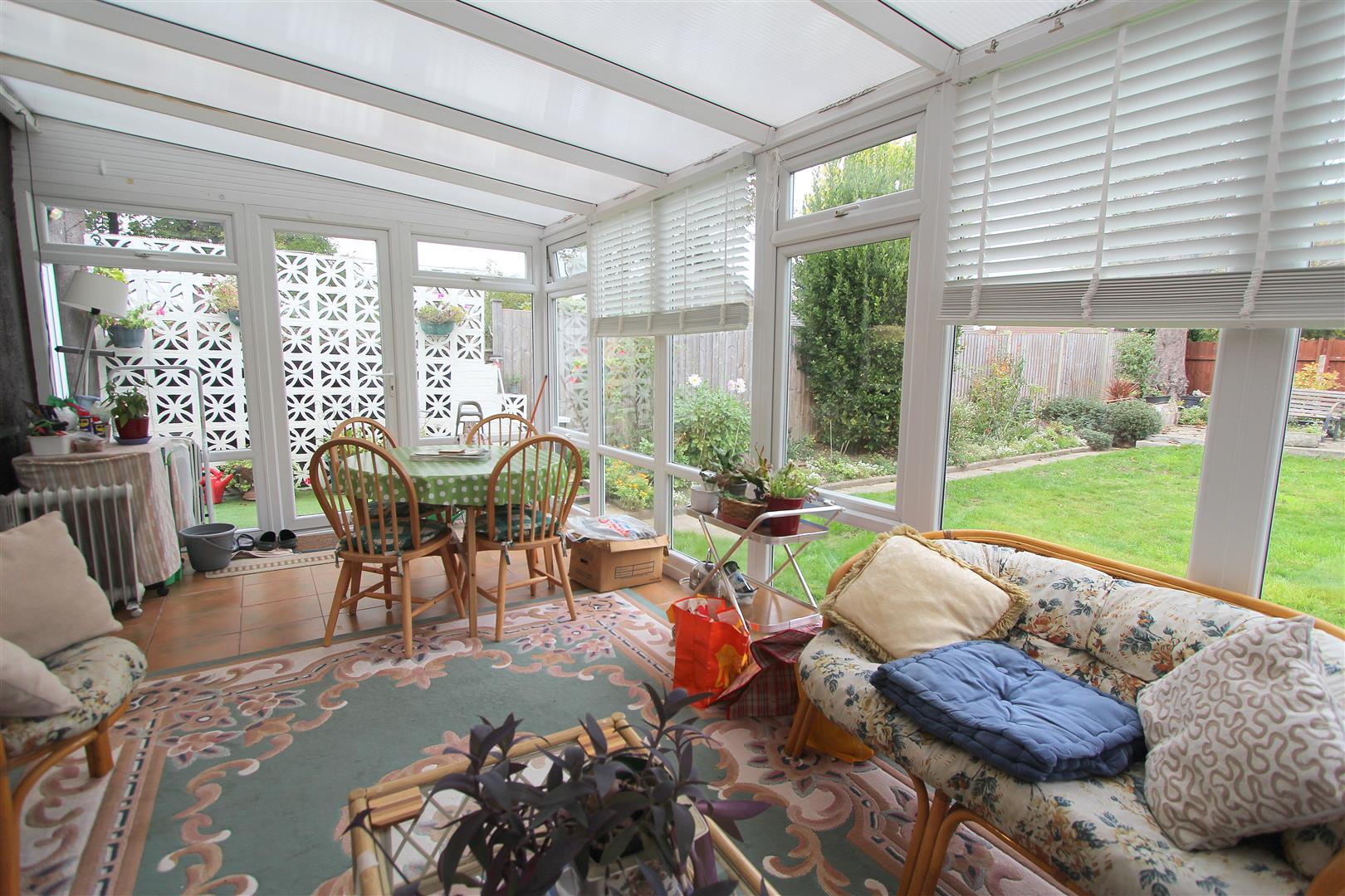 Kingswood Way, Wallington